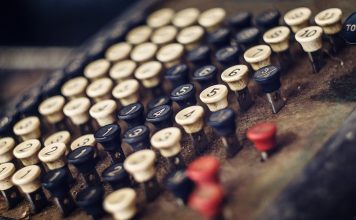 Coles had to close stores because of IT Issue!