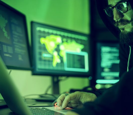 Hackers Taunt Australian Business